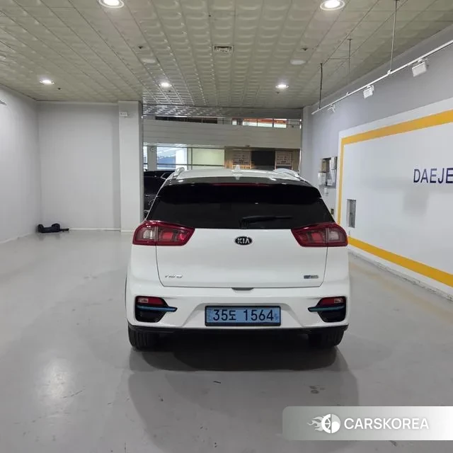 Kia Niro EV id 3468784 из Кореи 14
