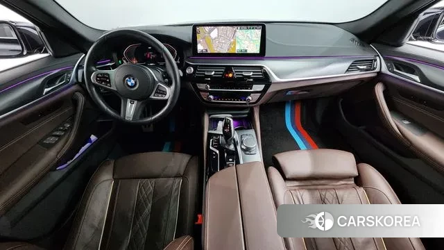 BMW 5 Series (G30) id 3745934 из Кореи 17