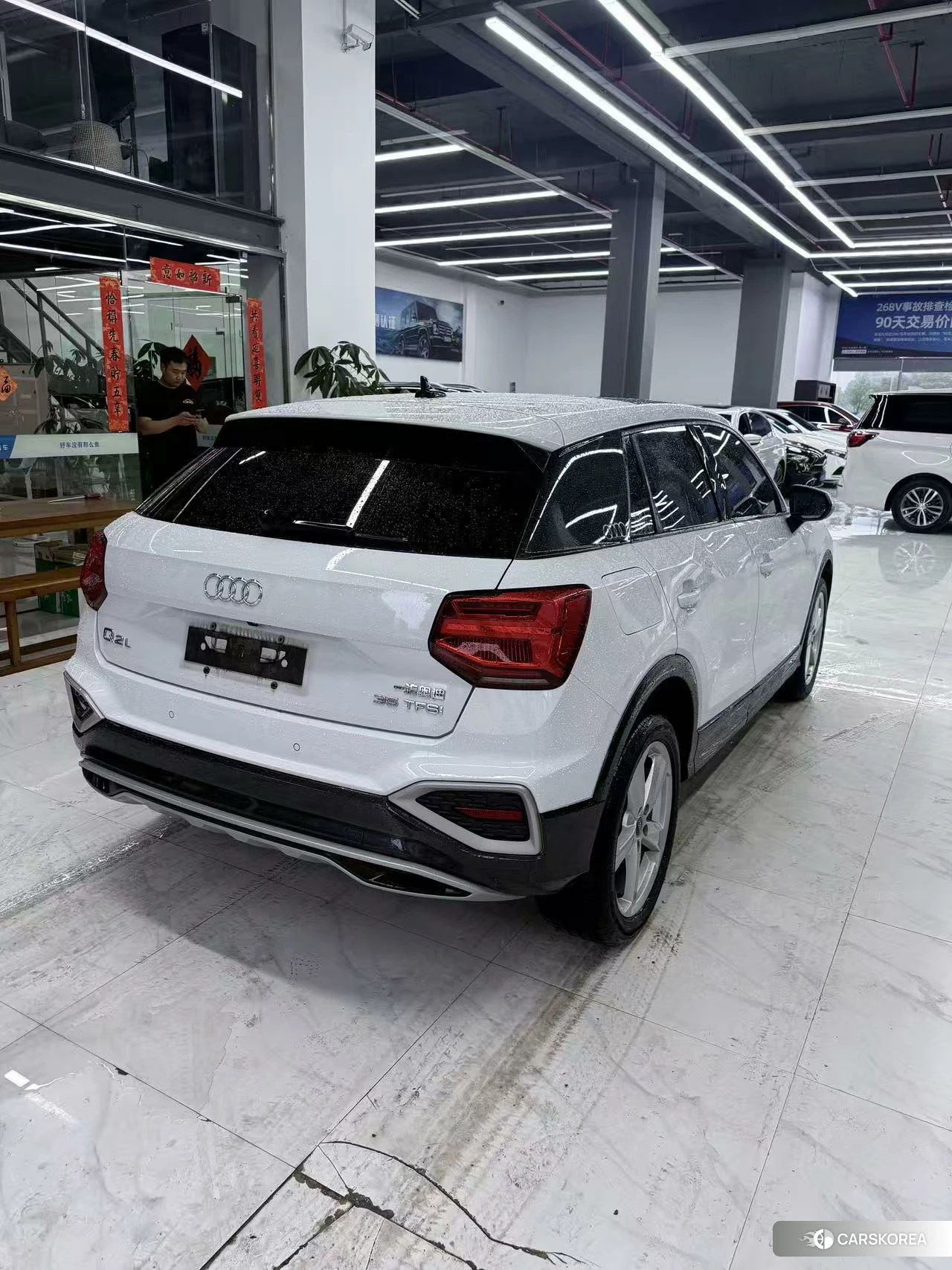 Audi Q2L id 4467975 из Китая 7