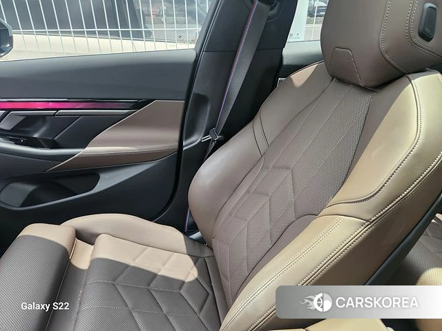 BMW 5 Series (G60) id 4589655 из Кореи 10
