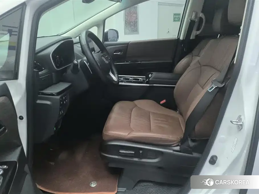 Honda Odyssey id 4629625 из Китая 13