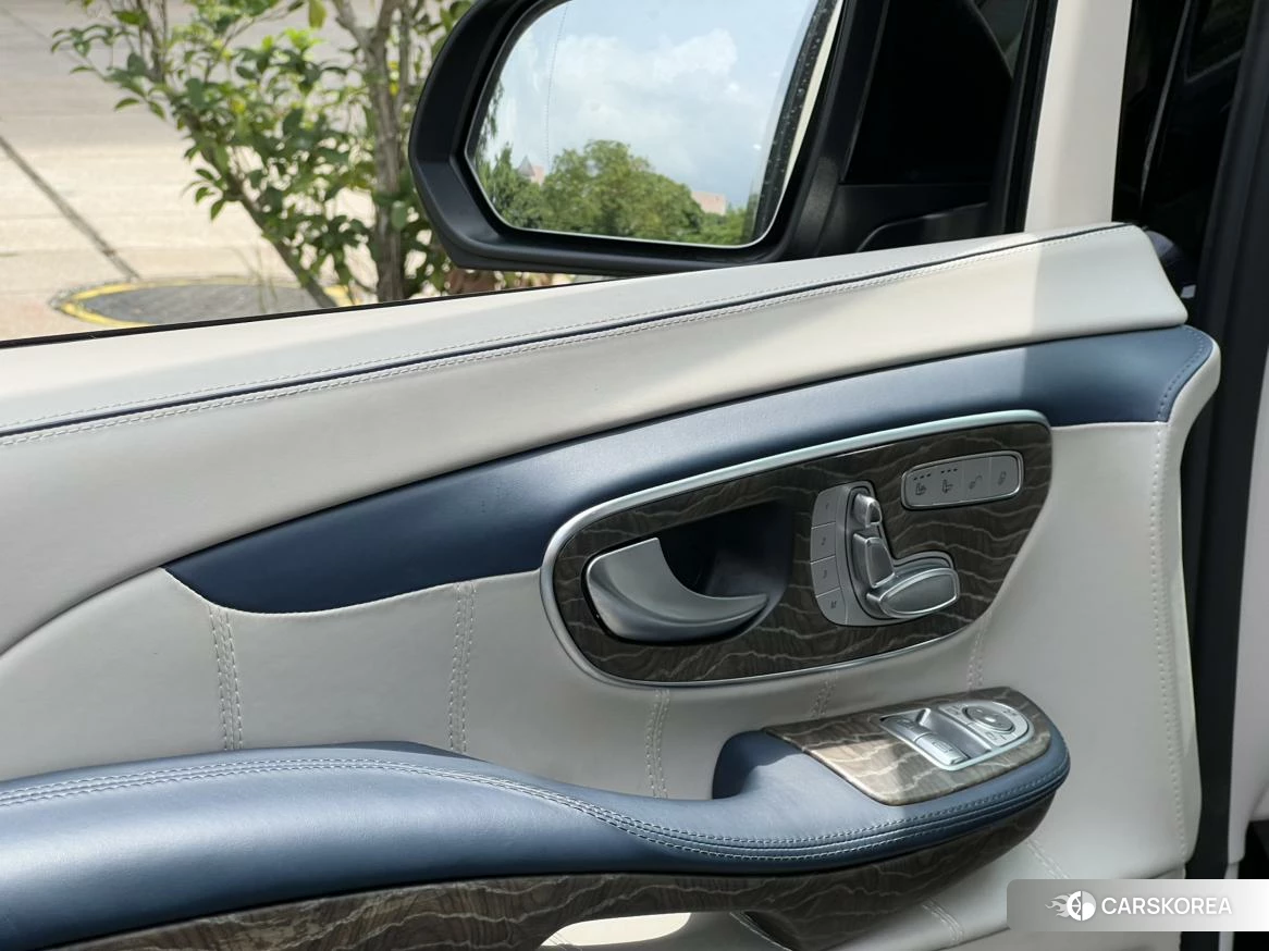 Mercedes-Benz V-Class id 4513866 из Китая 22