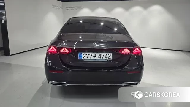 Mercedes-Benz E-Class W214 id 3614394 из Кореи 17