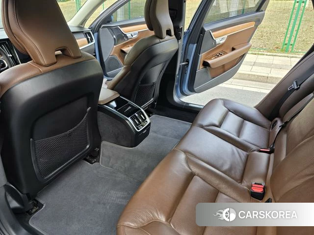 Volvo S90 id 4236794 из Китая 16