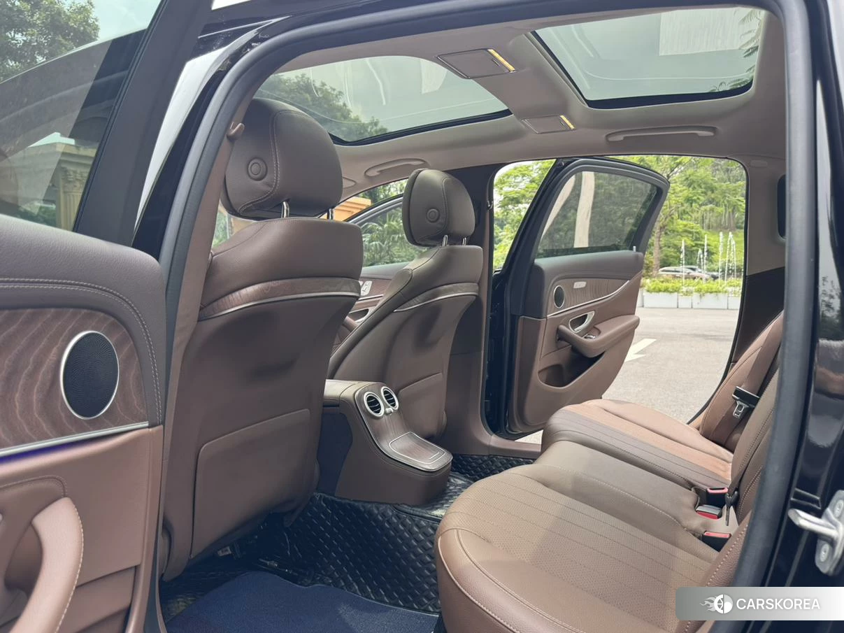 Mercedes-Benz E-Class id 4510664 из Китая 8