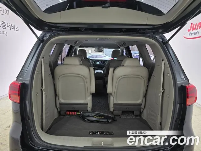 Kia The New Carnival id 2759808 из Кореи 17