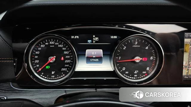 Mercedes-Benz E-Class W213 id 4563236 из Кореи 27