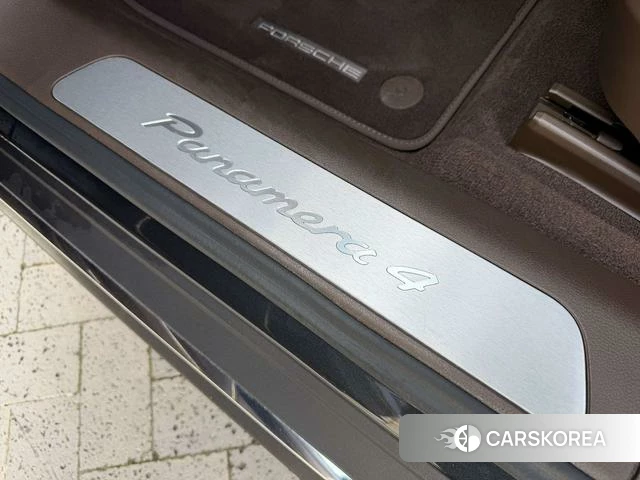 Porsche Panamera id 3939275 из Китая 11