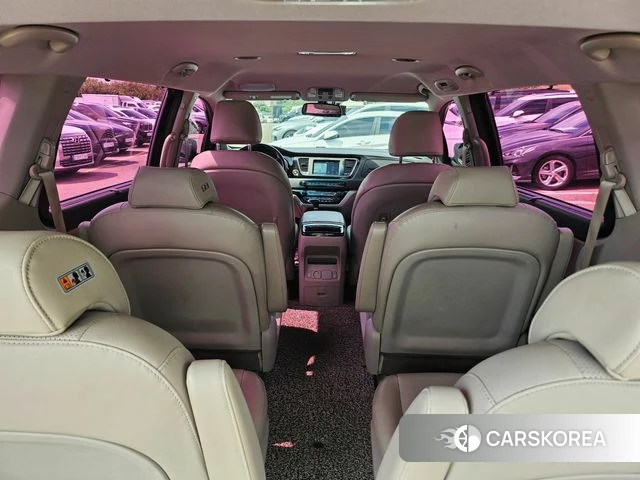 Kia The New Carnival id 4596120 из Кореи 17