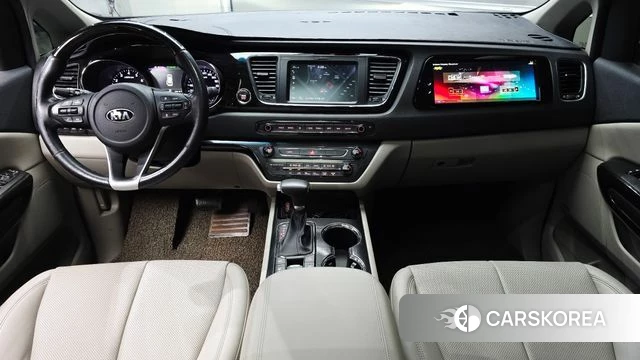 Kia The New Carnival id 4424918 из Кореи 29