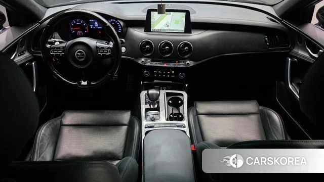 Kia Stinger id 3905516 из Кореи 17