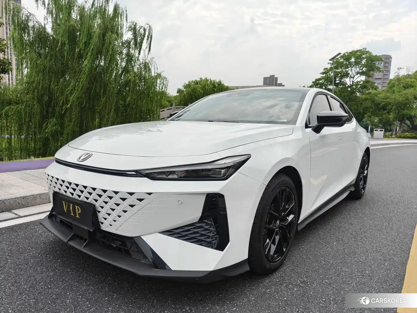 Chang'an Changan UNI-V id 4565229 из Китая 11
