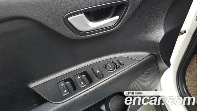 Kia Stonic id 2675031 из Кореи 17