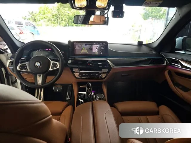 BMW 5 Series (G30) id 3054113 из Кореи 16