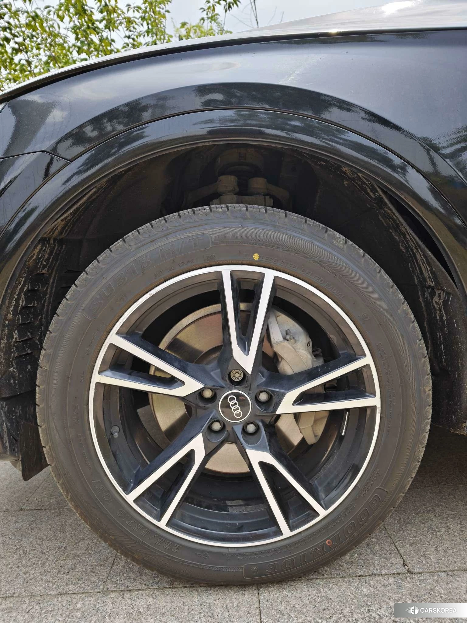 Audi Q5L id 4514992 из Китая 9