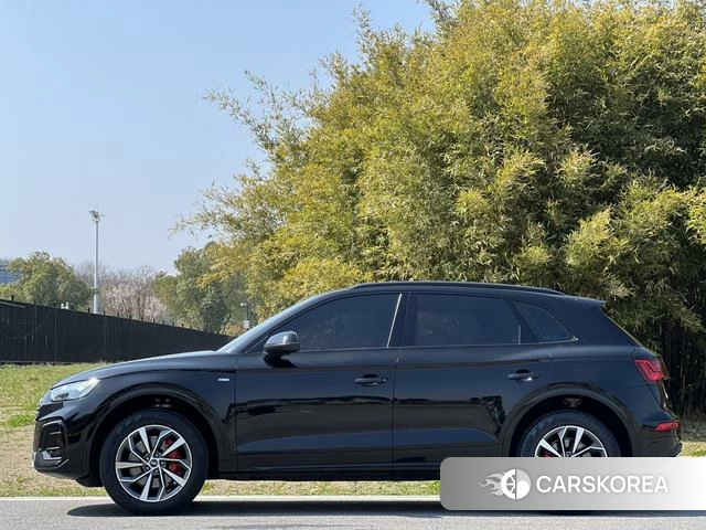 Audi Q5L id 4209238 из Китая 17