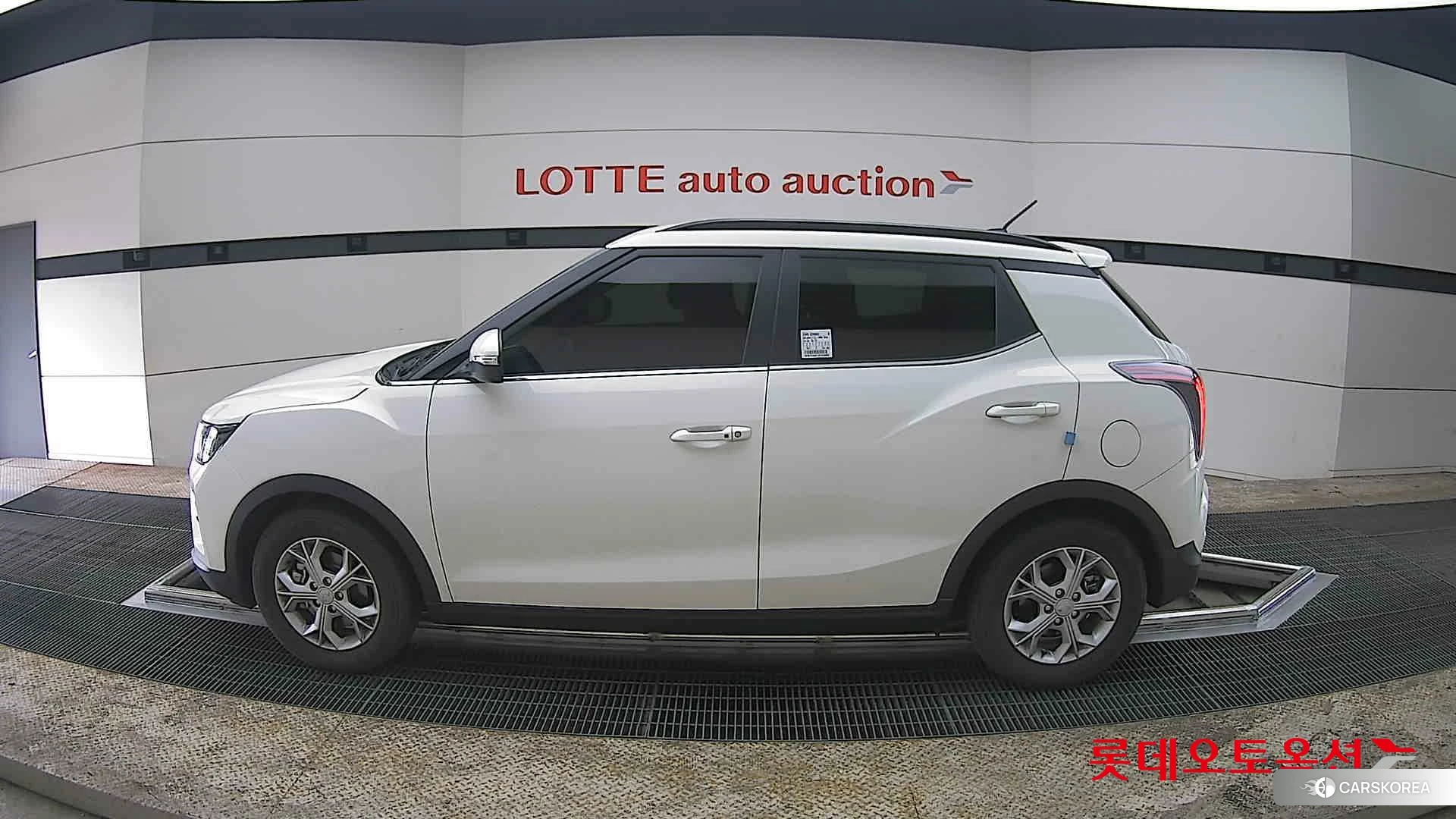 SsangYong Tivoli id 3875661 из Кореи 34