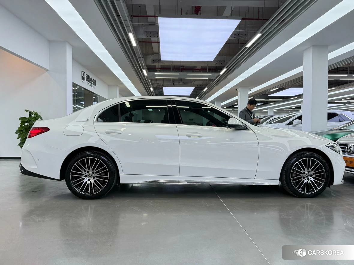 Mercedes-Benz Class C id 4420145 из Китая 10