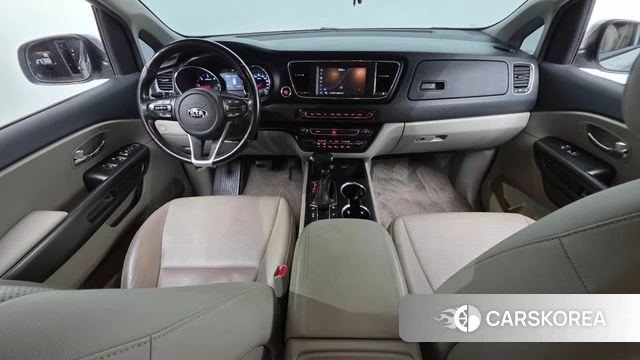 Kia The New Carnival id 4536611 из Кореи 30