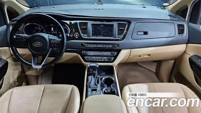 Kia The New Carnival id 2860541 из Кореи 17