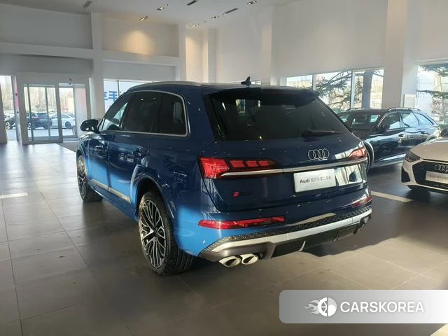 Audi SQ7 id 4275689 из Китая 17