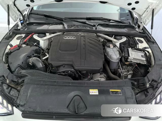 Audi A4L id 4278593 из Китая 15