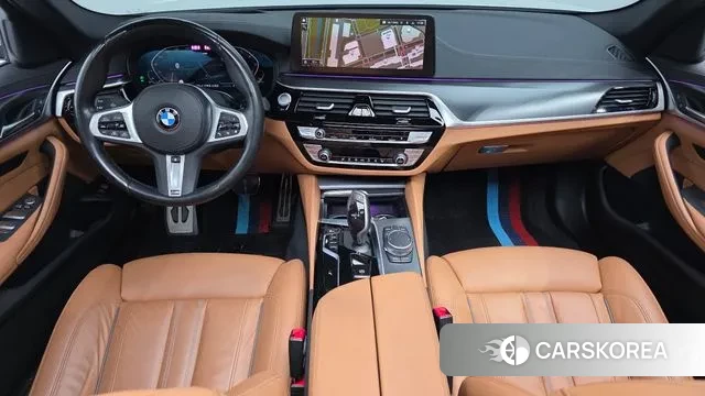 BMW 5 Series (G30) id 3378318 из Кореи 17