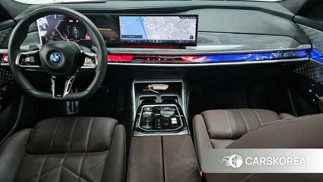 BMW 7 Series (G70) id 4280866 из Кореи 38