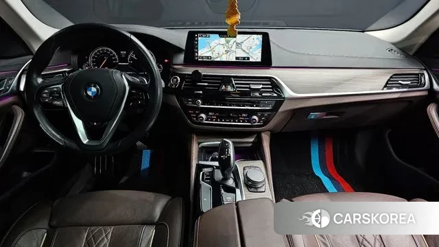 BMW 5 Series (G30) id 3557865 из Кореи 17