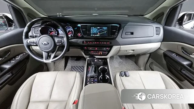 Kia The New Carnival id 3592850 из Кореи 17