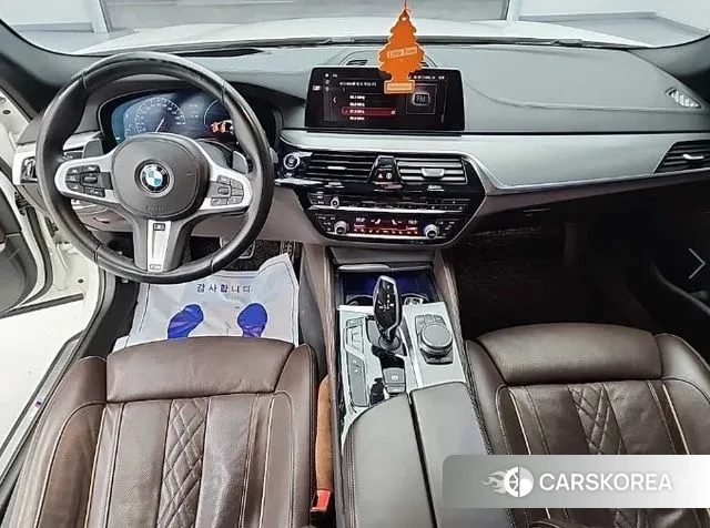 BMW 5 Series (G30) id 3705897 из Кореи 17