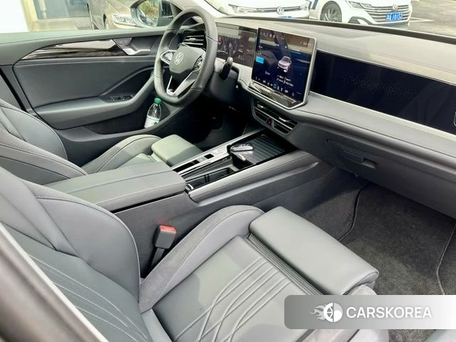 Volkswagen Magotan id 4211797 из Китая 13
