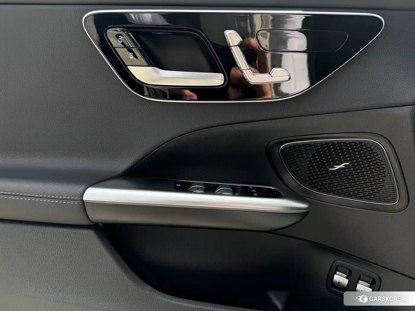 Mercedes-Benz C-class new energy id 4559874 из Китая 14