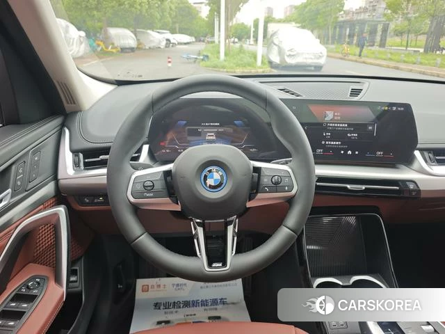 BMW iX1 id 4253556 из Китая 9