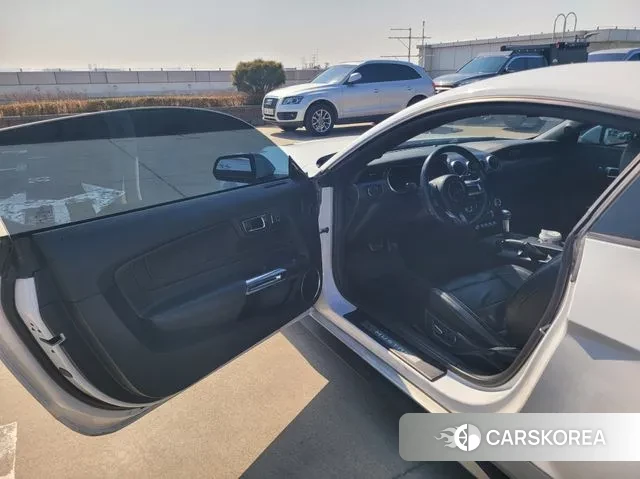 Ford Mustang id 3766305 из Кореи 15