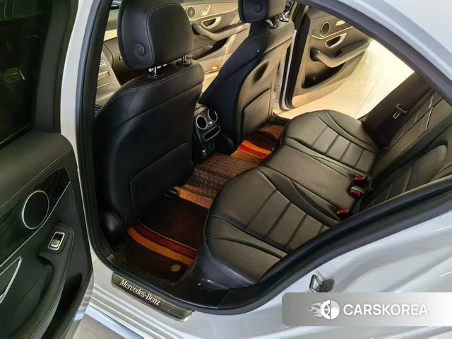 Mercedes-Benz Class C id 4257339 из Китая 7