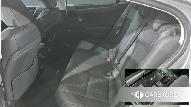 Lexus ES300h 7th generation id 4566336 из Кореи 14