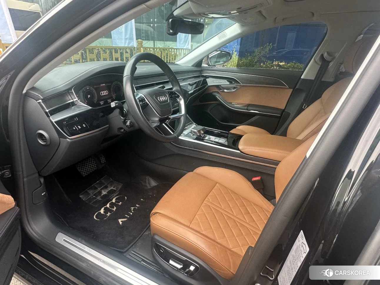 Audi A8 id 4492857 из Китая 14