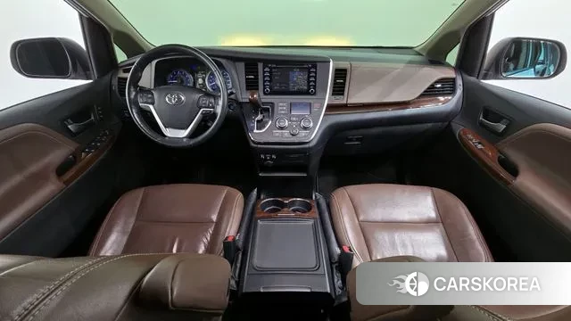 Toyota Sienna id 3344890 из Кореи 17