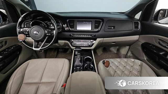 Kia The New Carnival id 4188650 из Кореи 17