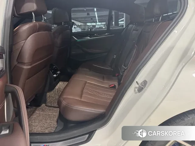 BMW 5 Series (G30) id 3405996 из Кореи 15