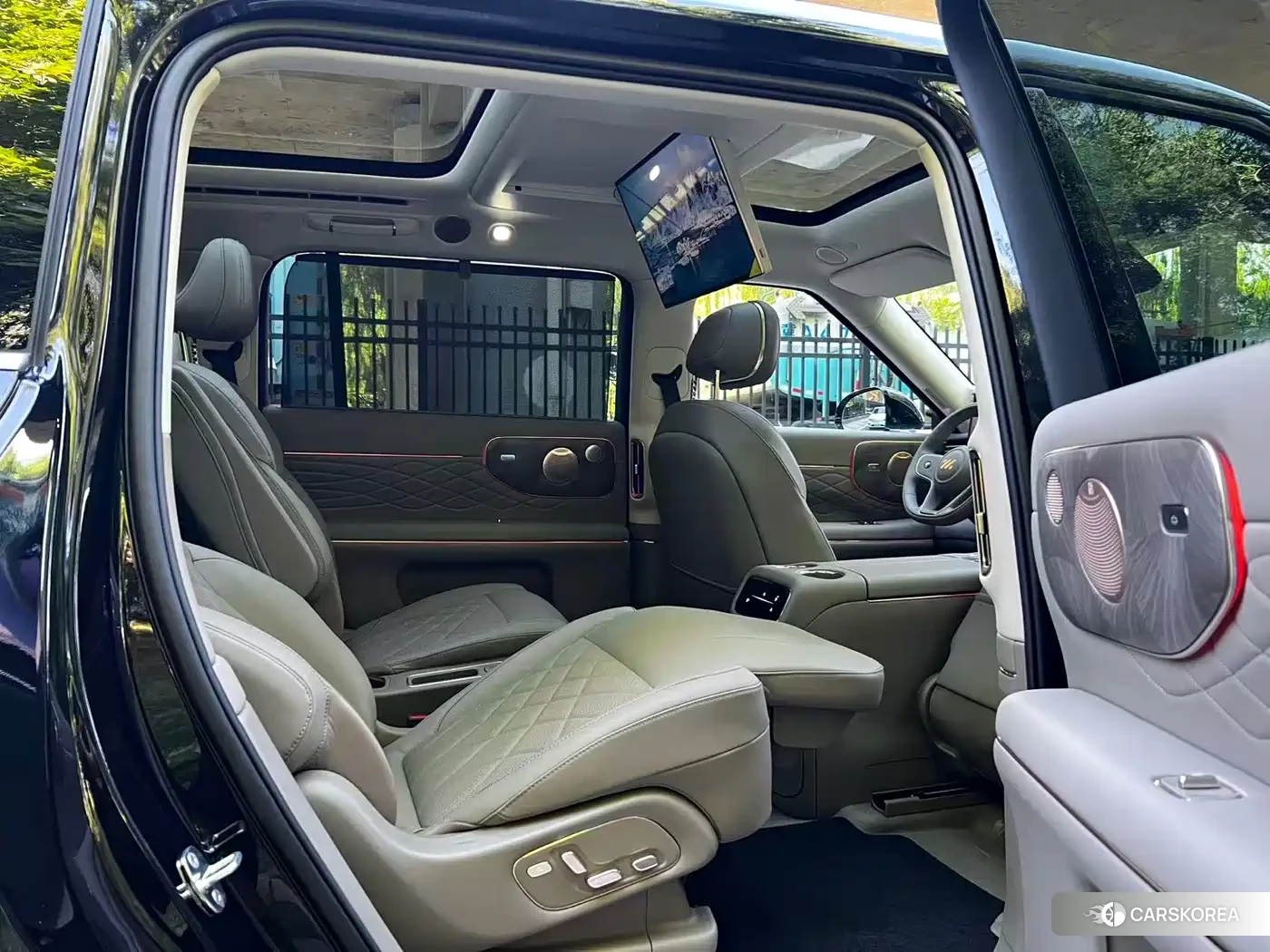 Zhiji Automobile Zhiji LS9 id 4553881 из Китая 14