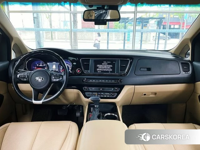 Kia The New Carnival id 4188533 из Кореи 17