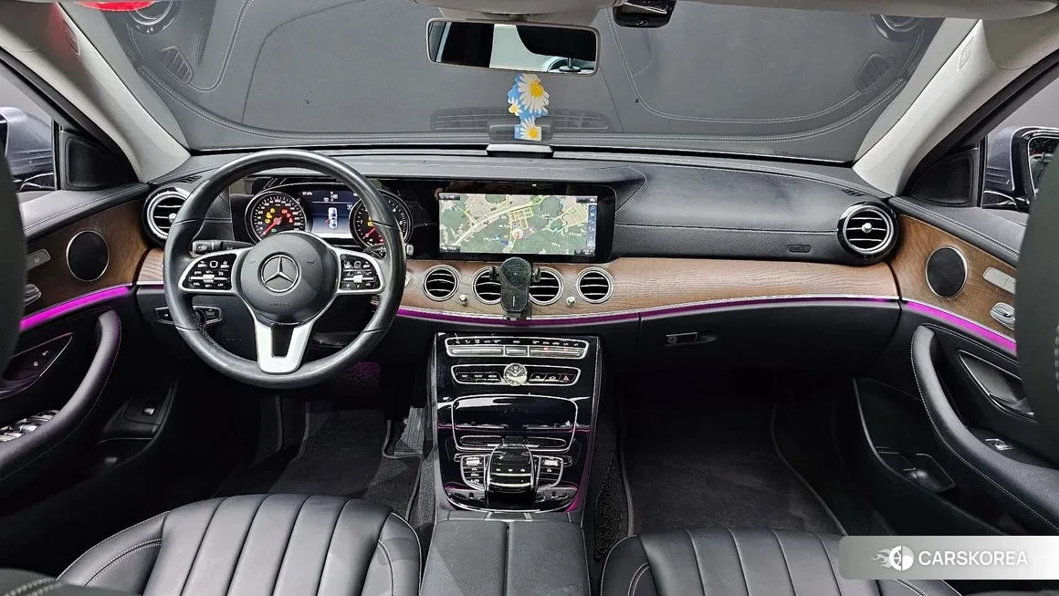 Mercedes-Benz E-Class W213 id 1887329 из Кореи 17