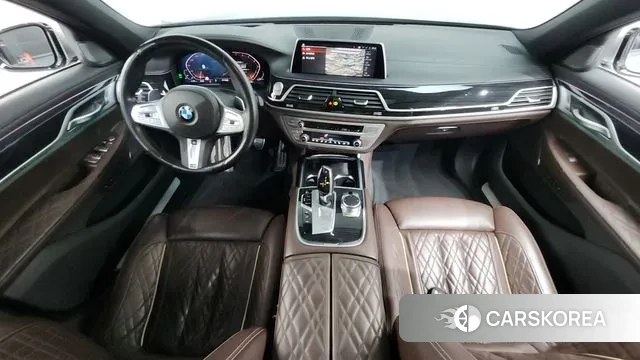 BMW 7 Series (G11) id 3519778 из Кореи 17