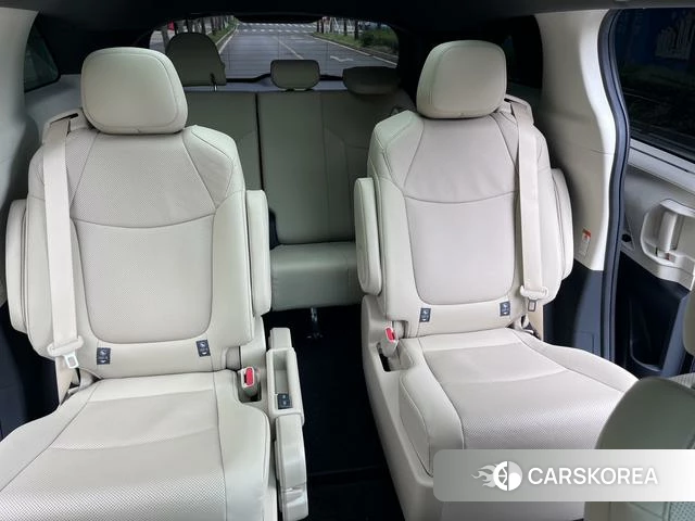 Toyota Grevia id 4278147 из Китая 24