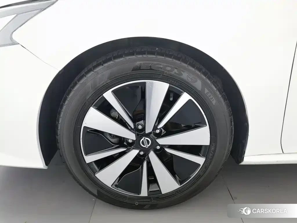 Nissan Altima id 4622697 из Китая 21