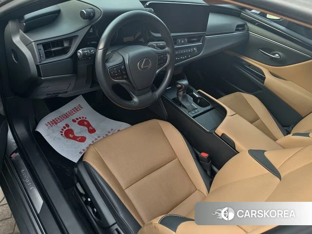 Lexus ES id 4259982 из Китая 10