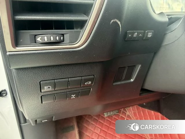Lexus NX id 4291412 из Китая 21