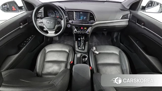 Hyundai Avante AD id 3583442 из Кореи 17